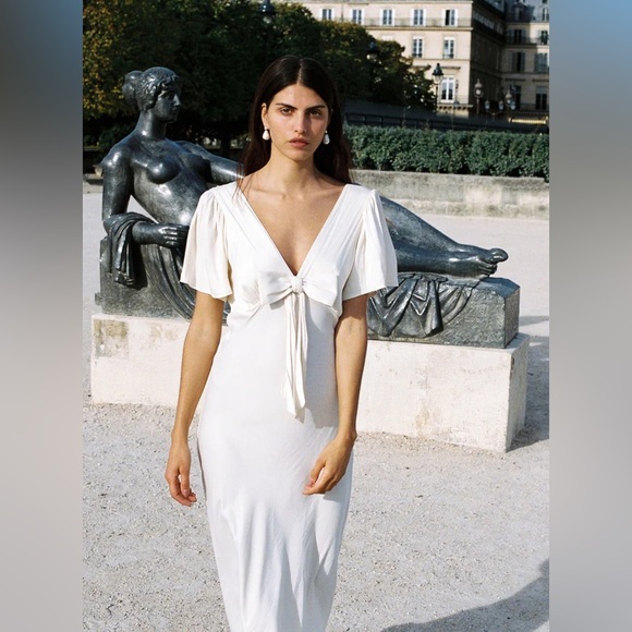 Ciao Lucia Brunello Dress Ivory NWT - Picture 1 of 4